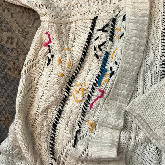 unique loose yarn cable knit sweater - Picture 3 of 4